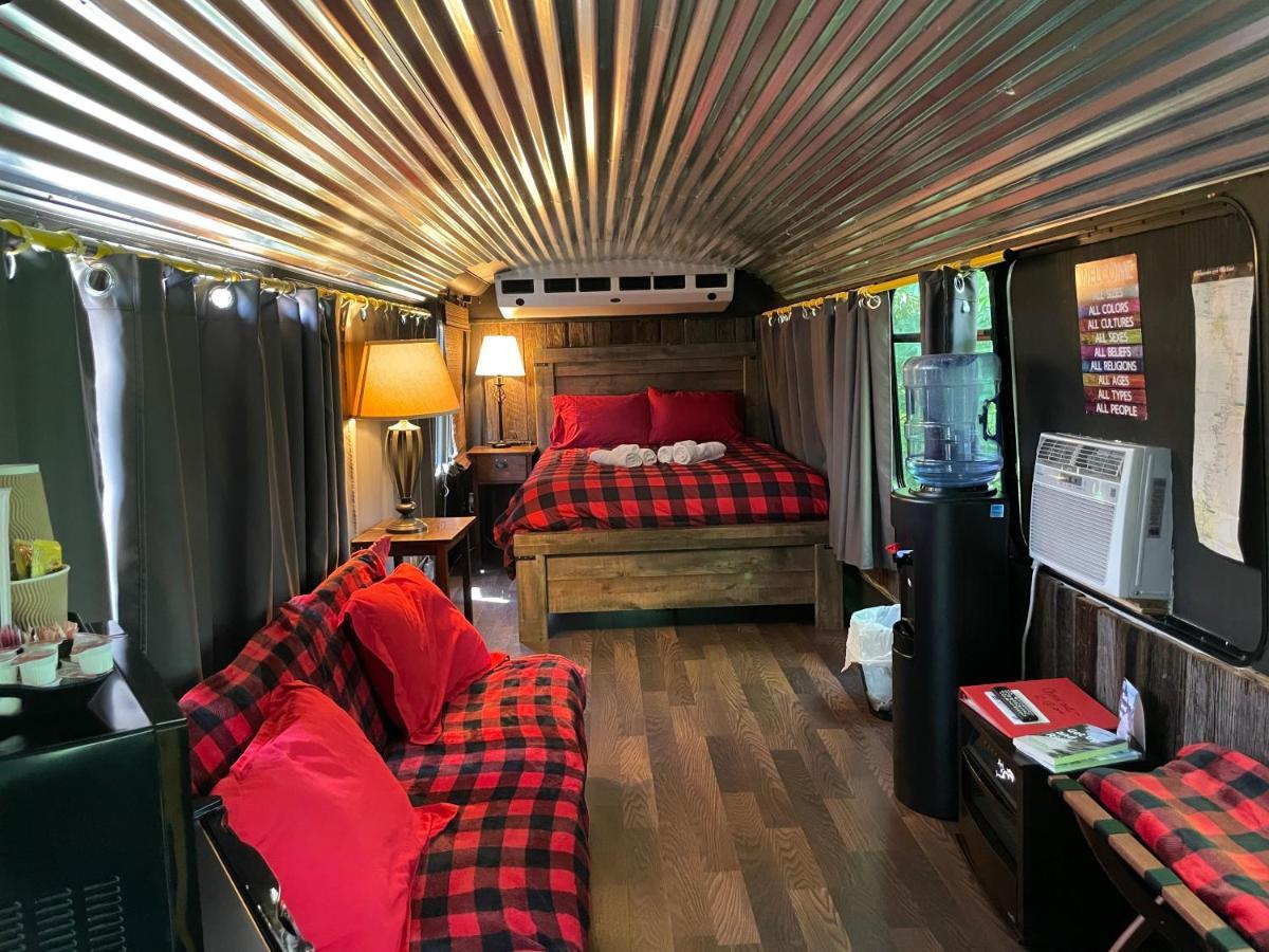 Canal Cabins Paw Paw Екстер'єр фото